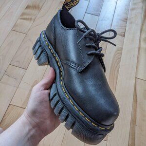 Dr. martins Leather platforms